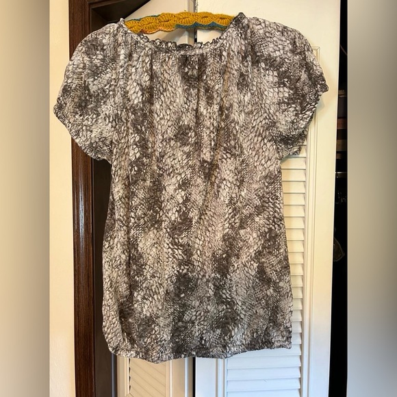 Daisy Fuentes Patterned Top - Picture 2 of 3